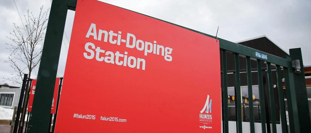 In anderen Sportarten wird intensiver nach Doping gefahndet als im Fußball.