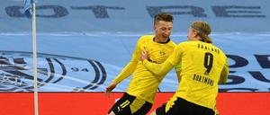 Die Hoffnung lebt. Marco Reus und Erling Haaland feiern das Dortmunder Tor im Hinspiel.