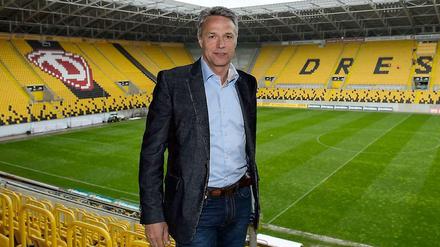 Seine neue Försterei: Uwe Neuhaus im Stadion von Dynamo Dresden.