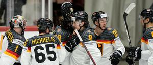 Die deutschen Eishockeyspieler gewinnen gegen Kasachstan das fünfte Spiel in Folge bei der WM.