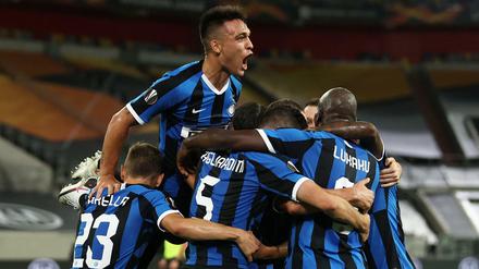 Jubeltrubel: Inter Mailand kann sich über den Einzug ins Europa-League-Finale freuen.