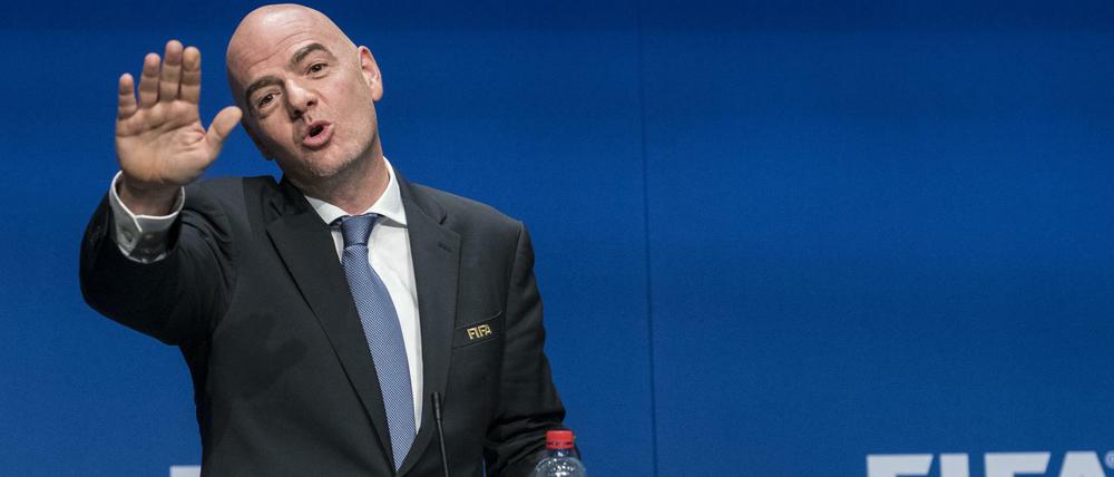 Nicht doch! Als ginge es Fifa-Präsident Gianni Infantino um Geld oder Macht. Der Mann hat nur Gutes im Sinn.