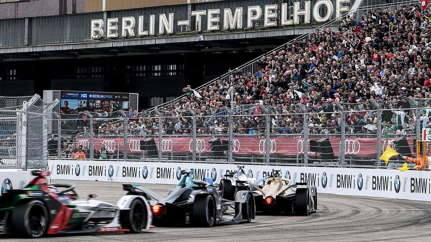 Vor Rennen in BerlinTempelhof „Die Formel