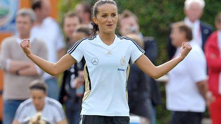 Das Gesicht des Frauenfußballs in Deutschland - nur leider spielt Fatmire Bjramaj bei dieser WM sportlich nur eine untergeordnete Rolle.