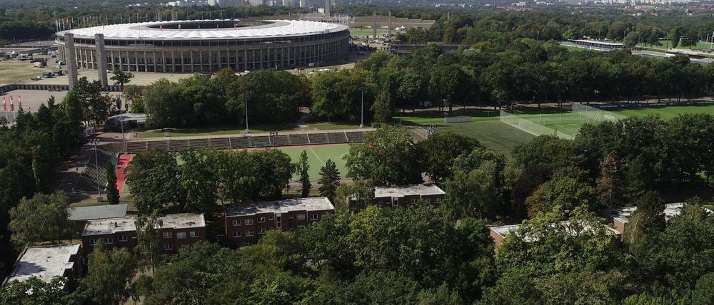 Möglicher Standort. Hertha BSC hätte das neue Stadion am liebsten an der Rominter Allee gebaut. Allerdings müssten dafür 24 Genossenschaftswohnungen weichen.