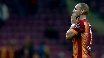 Wesley Snejder wartet angeblich noch auf eine Million Euro Gehalt bei Galatasaray Istanbul.