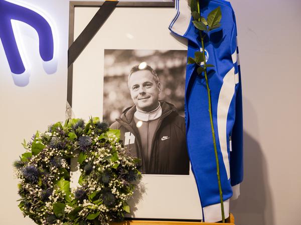 Im Jahr 2024: Ist Kay Bernstein als Präsident von Hertha BSC gestorben.