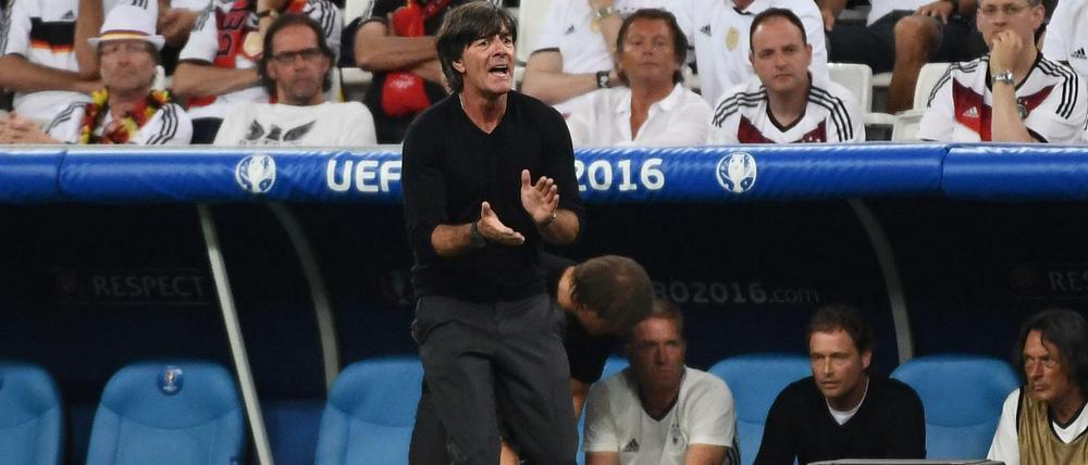 Mission Russland: Joachim Löw bleibt bis zur WM 2018 Bundestrainer.