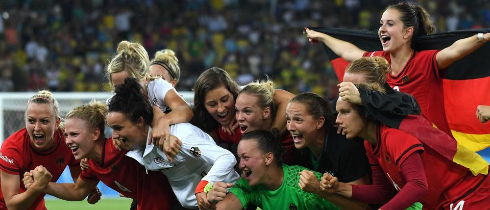 Endlich Gold: Die deutschen Fußballerinnen sind Olympiasieger.