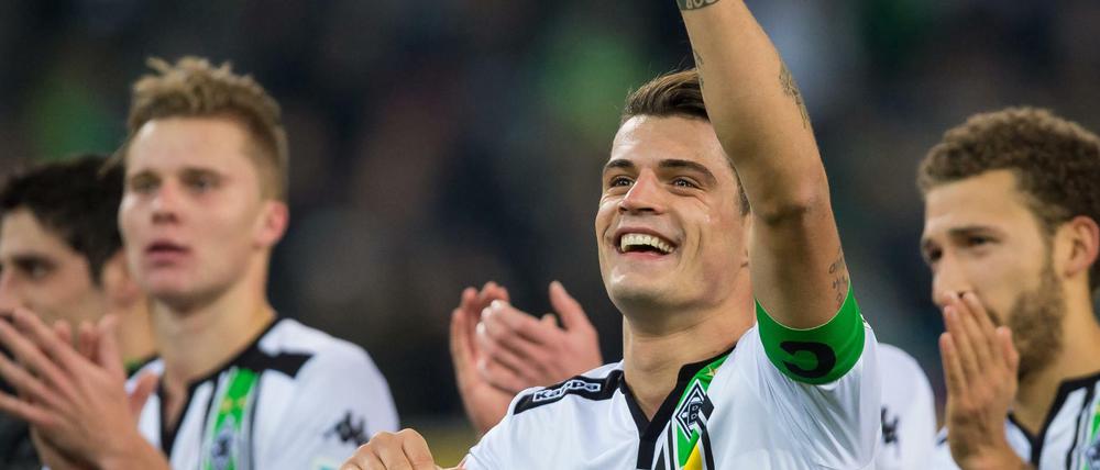 Fröhlicher Abschied. Borussia Mönchengladbach bekommt viel Geld, um Granit Xhaka zu ersetzen.