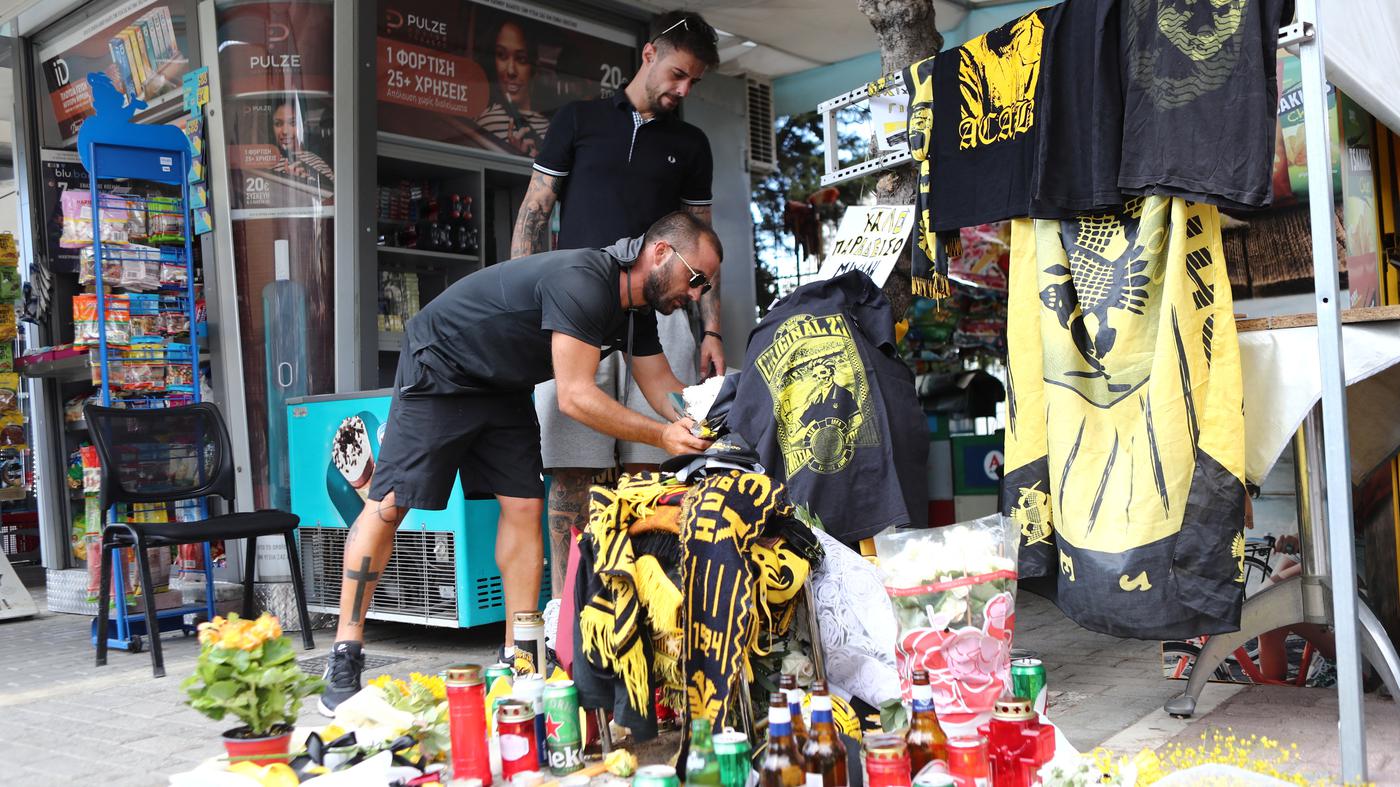 Tod von griechischem Fußball-Fan: 94 Kroaten dem Staatsanwalt vorgeführt