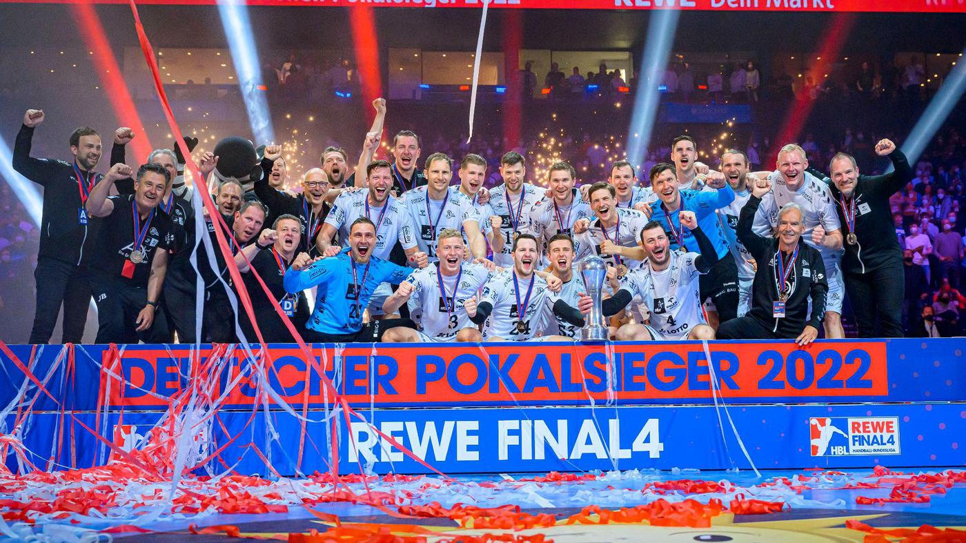 2821-Finalsieg gegen den SC Magdeburg Der THW Kiel gewinnt beim letzten Final Four in Hamburg den DHB-Pokal