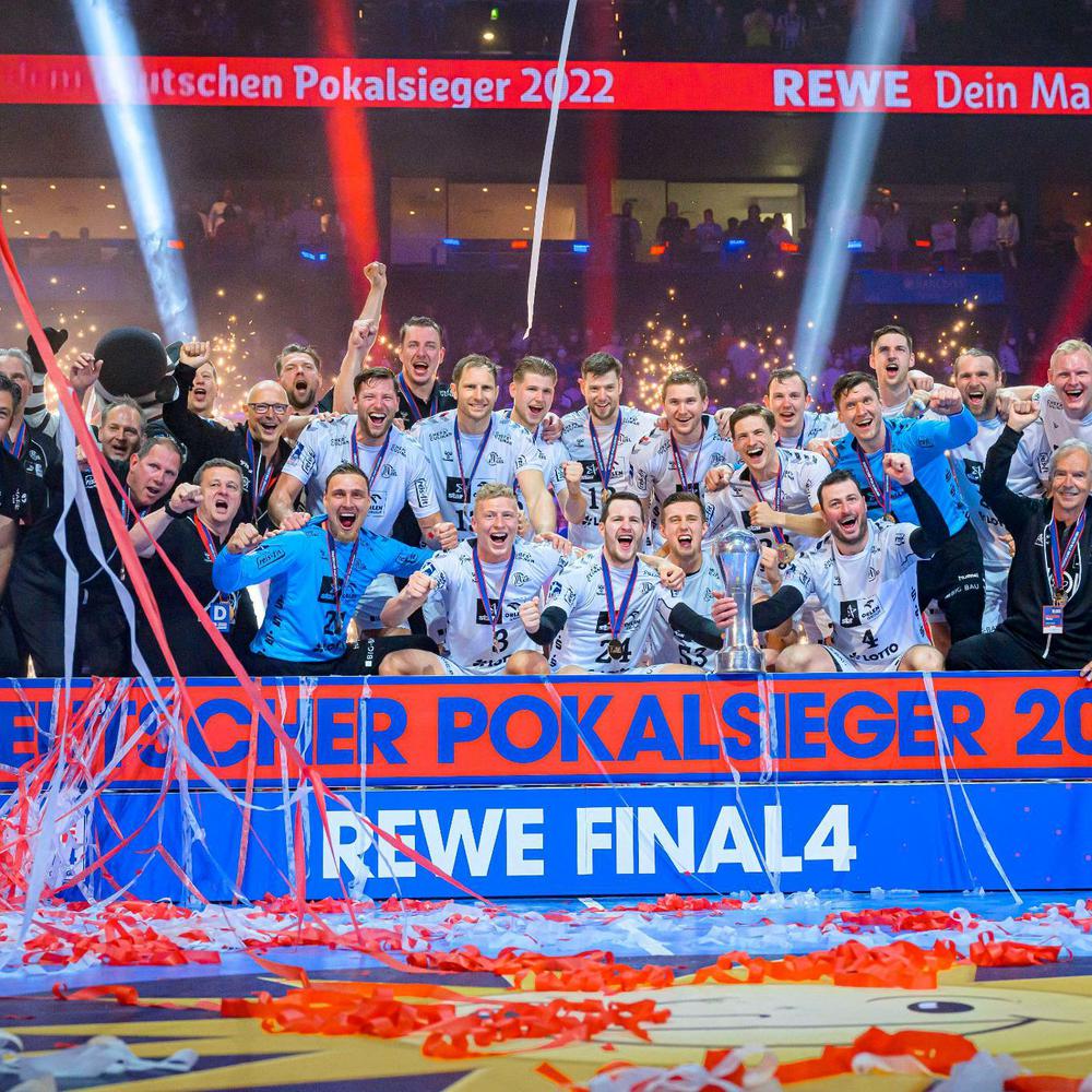 2821-Finalsieg gegen den SC Magdeburg Der THW Kiel gewinnt beim letzten Final Four in Hamburg den DHB-Pokal