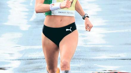 Gegen den Wind. Bei schwierigen Bedingungen konnte Sabrina Mockenhaupt ihren Titel über die halbe Marathondistanz nicht verteidigen. Foto: ddp