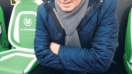 Ende der Abwehrhaltung. Nachdem Dieter Hoeneß alle Verhandlungen mit Juventus Turin abgebrochen hatte, ist Wolfsburg jetzt wieder an Diego interessiert.