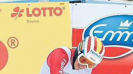 Felix Neureuther, 26, fährt für den Skiklub Patenkirchen. Das Foto zeigt ihn bei seinem Slalom-Sieg am Gudiberg im vergangenen Oktober. Bei der WM-Generalprobe am gestrigen Sonntag in Hinterstoder (Österreich) kam Neureuther im Riesenslalom nur auf den 29. Platz.Foto: ddp
