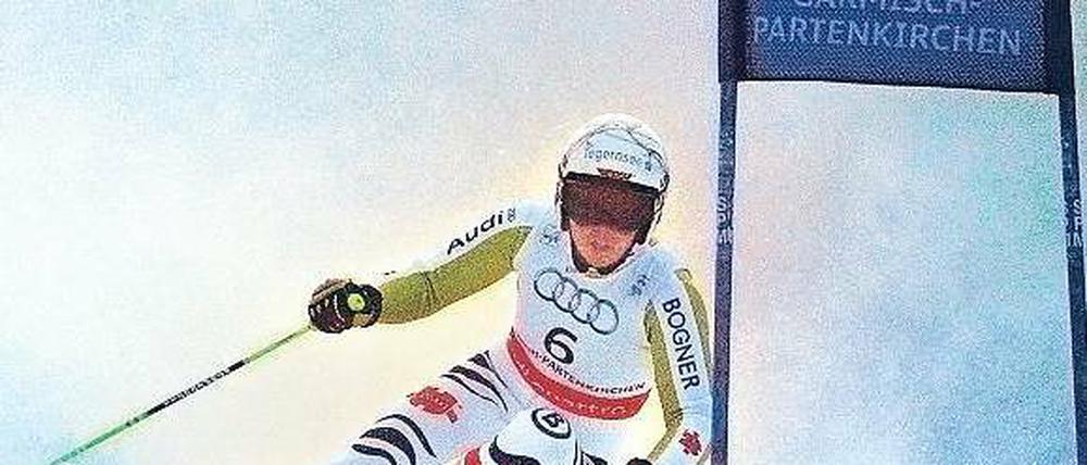 Im Nebel von Garmisch. Leicht angeschlagen fährt Viktoria Rebensburg nur auf Rang fünf. Foto: dapd