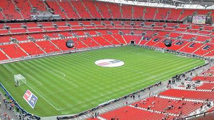 Ruhe in Wembley. Zumindest im Stadion wird es heute keine Zweikämpfe geben. Foto: dpa