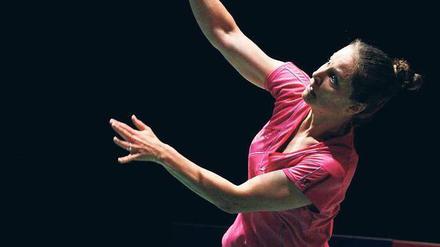 Hohe Schlagzahl. Juliane Schenk gilt als Badmintonspielerin mit großem Laufpotenzial. Nun ist ihr Stil auch kämpferischer geworden. Foto: dapd