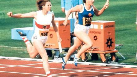 Alles sauber? Die bundesdeutsche 4 x 100-Meter-Staffel der Frauen mit Heide Rosendahl (links) schlug bei Olympia 1972 in München die DDR und Renate Stecher. 