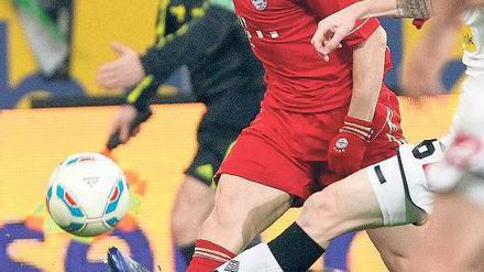 Bastian Schweinsteiger soll den FC Bayern zur Meisterschaft führen. Der Rückrundenauftakt ging allerdings daneben.