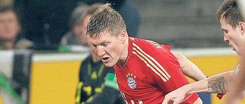 Bastian Schweinsteiger soll den FC Bayern zur Meisterschaft führen. Der Rückrundenauftakt ging allerdings daneben.