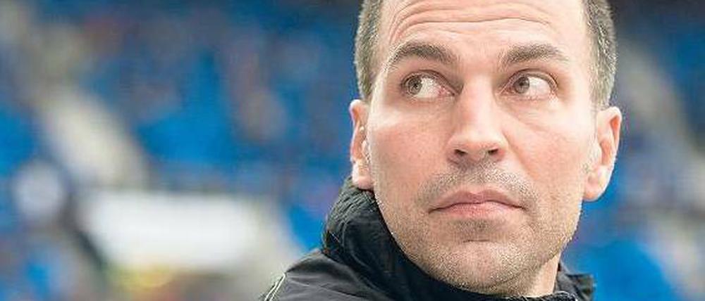 Markus Babbel, 39, führte Hertha BSC als Trainer vor einem Jahr in die Bundesliga. Nach der Hinrunde und einem Streit mit Manager Michael Preetz trennten sich die Berliner im Zuge der sogenannten Lügen-Affäre von ihm. Seit Februar trainiert er die TSG Hoffenheim, mit der er am letzten Spieltag nach Berlin kommt.