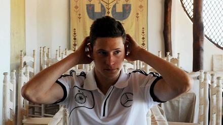 Julian Draxler, 18, hat im Alter von 17 Jahren und 117 Tagen für Schalke 04 in der Bundesliga debütiert. Für die Nationalelf hat er im Mai gegen die Schweiz (3:5) sein erstes Länderspiel bestritten. 