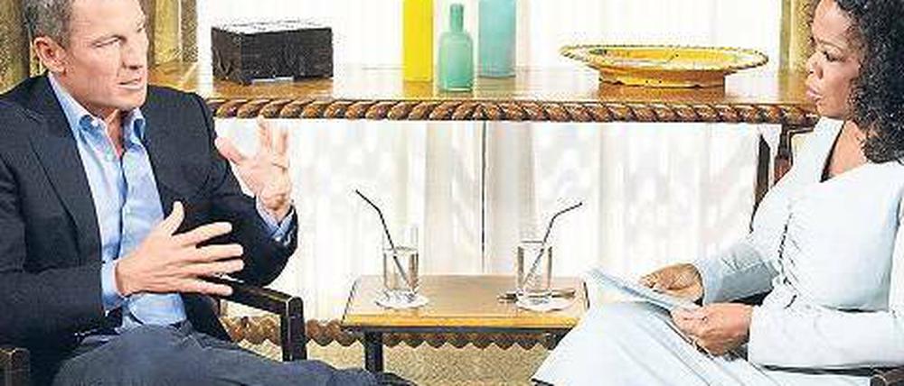 Lange Sitzung. In einem Hotel traf sich Lance Armstrong mit der US-amerikanischen Talkshow-Gastgeberin Oprah Winfrey zur Aufzeichnung ihrer Sendung. Der gefallene Radstar soll ihr dabei Einblicke in seine Dopingvergangenheit gegeben haben. Foto: AFP