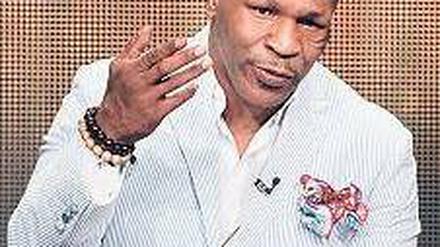 Zwirn statt Boxingshorts. Mike Tyson veranstaltet im Indianercasino. Foto: Reuters