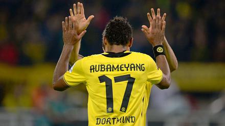 Alles passt. Dortmunds Neuzugang Pierre-Emerick Aubameyang und Angreifer Robert Lewandowski.