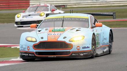 Im Dienste Ihrer Majestät. Seite 2009 geht Stefan Mücke für Aston Martin an den Start. Foto: Imago