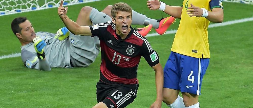 Thomas Müller erzielt gegen Brasilien sein fünftes Tor bei dieser WM. Mindestens ein weiteres braucht er noch.