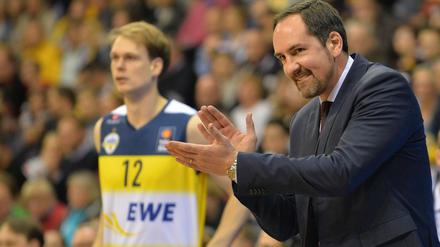 Tabellendritter der BBL: Die Baskets Oldenburg mit Trainer Sebastian Machowski.