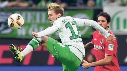 Kurzer Ausflug auf den Platz? Im Heimspiel gegen Hannover wurde André Schürrle eingewechselt, in der Champions League droht ihm wieder die Ersatzbank.