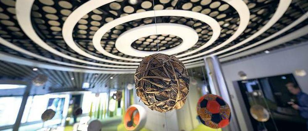 Unendliche Weiten. Die Fifa stellt den Fußball in ihrem neuen Museum als Gesamtkunstwerk dar. 
