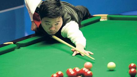 Kurzarbeiter. Ding Junhui siegte im Viertelfinale 13:3 gegen Mark Williams. 