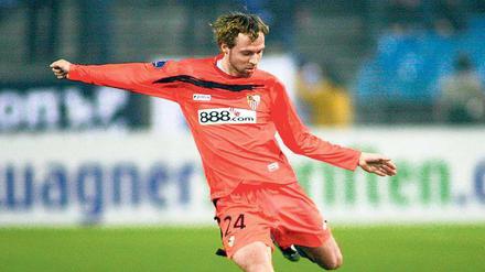 Andreas Hinkel, 34, wechselte 2006 vom VfB Stuttgart zum FC Sevilla, mit dem er gleich im ersten Jahr den Uefa-Cup gewann.