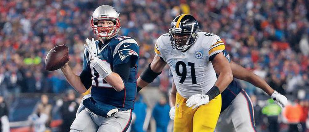 Rekord in Wurfweite. Tom Brady (links) könnte den Super Bowl als erster Quarterback zum fünften Mal gewinnen. 