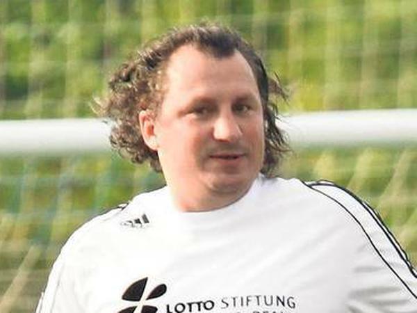 Harry Koch, 47, war acht Jahre beim FCK. 1996 stieg er mit dem Klub ab, 1998 wurde er Deutscher Meister.