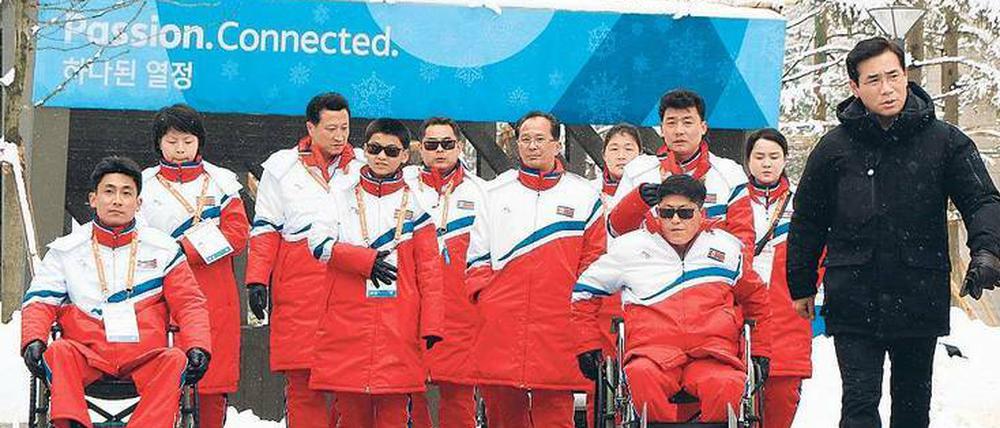 Cool and the Gang. Zwei Athleten und 22 Delegierte aus Nordkorea kamen zu den Paralympics nach Pyeongchan.