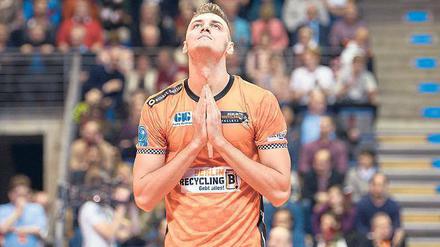 Aleksandar Okolic und die BR Volleys müssen gegen Lüneburg ins dritte Spiel. 