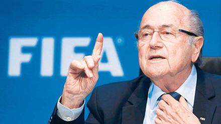 Hat dem Fußball keinesfalls abgeschworen. Ex-Fifa-Präsident Joseph Blatter. Sein WM-Favorit lautet übrigens Brasilien.