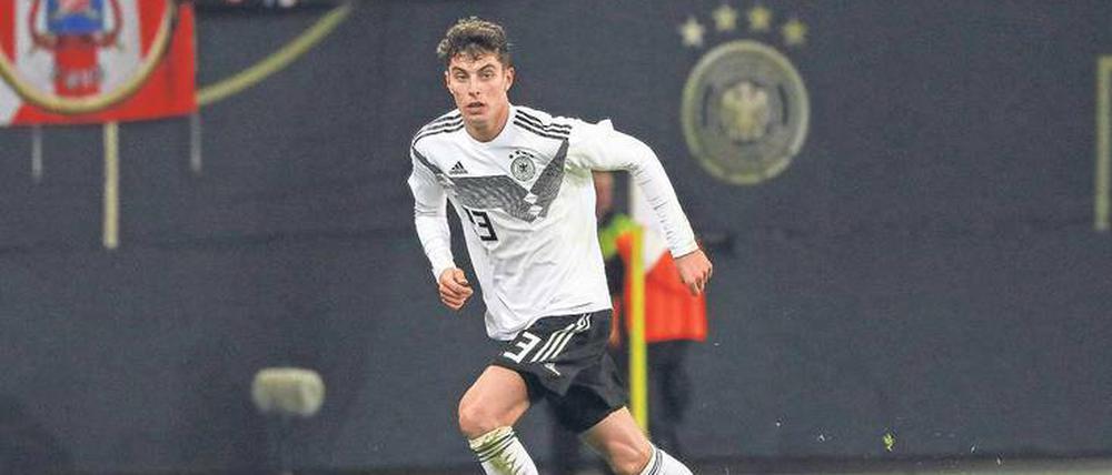Jung und gut. Der Leverkusener Mittelfeldspieler Kai Havertz ist erst 19 Jahre alt, wird aber von allen Seiten schon für sein hervorragendes Spielverständnis gelobt. 