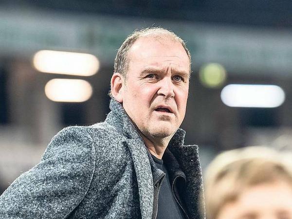 Manager ist Schmadtke eher zufällig geworden. Er bewarb sich auf eine Stellenanzeige von Alemannia Aachen im Kicker.