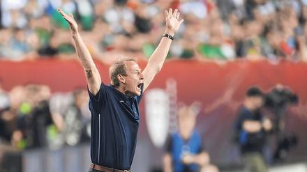 Himmelwärts. Jürgen Klinsmann hat Spuren hinterlassen. Vor allem auch als US-Trainer, der er fünfeinhalb Jahre lang war.