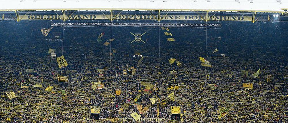 Volles Stadion, voll die Unterstützung. In Dortmund (hier mit Blick auf die Südtribüne) war immer gute Stimmung. 