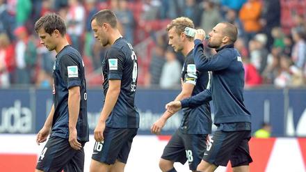 Hängende Köpfe: Hertha BSC braucht ein paar Siege.