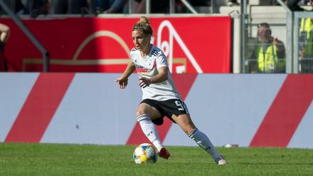 Fokussiert. Svenja Huth will bei der Frauen-WM ihrer Führungsrolle gerecht werden.