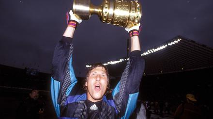 1993 gewann Rüdiger Vollborn mit Bayer Leverkusen den DFB-Pokal.